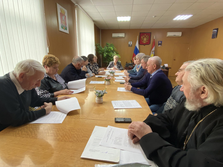 В администрации Касторенского района состоялось очередное заседание общественного совета района..